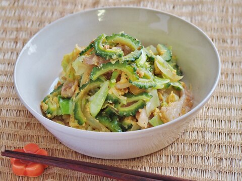 ご飯が進む！ニンニクたっぷりゴーヤーチャンプルー